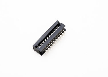 PCBA DIP Plug Connector Revestido em ouro Resistir tensão 1000V Material de contato de latão