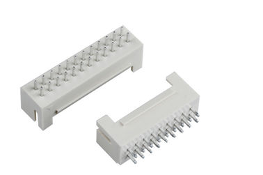 Conector de cabo FPC vertical / horizontal 180 graus Plug recto 800 M Omega Min Resistência ao isolamento
